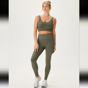 Outdoor Voices Seamless Rib Set